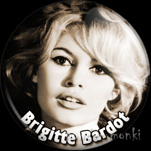 Bridgette Bardot - Vintage Movie Star Badge/Magnet - Click Image to Close
