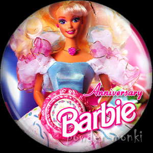 Anniversary Barbie - Badge/Magnet
