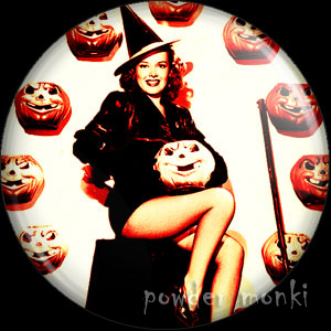 Virginia Welles - Kitsch Witch Badge/Magnet