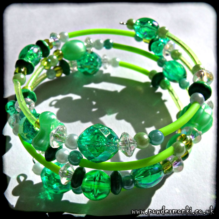 Green Bead & Rubber Tube Memory Wire Bracelet
