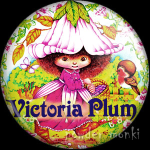 Victoria Plum - Retro Toy Badge/Magnet - Click Image to Close