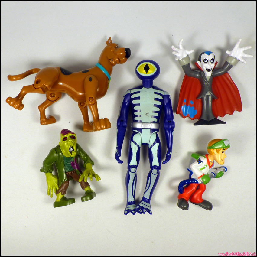 SCOOBY-DOO Ghostbusters SHAGGY Dracula FRANKENSTEIN Skeleton Man 5x Figures